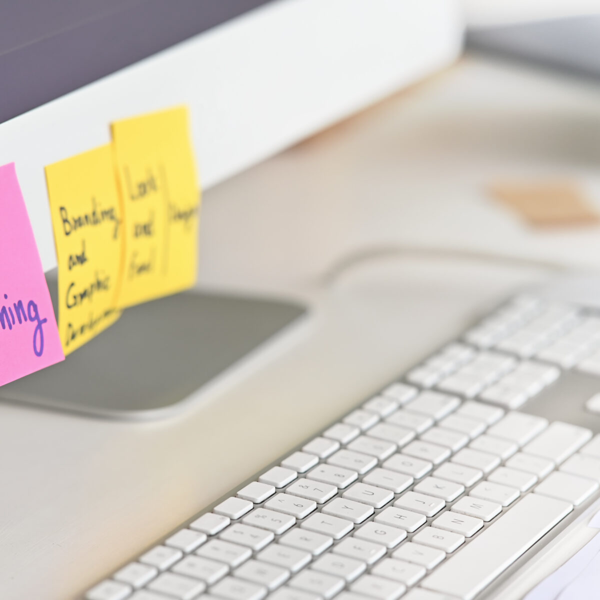 Visibility: Sticky notes on computer